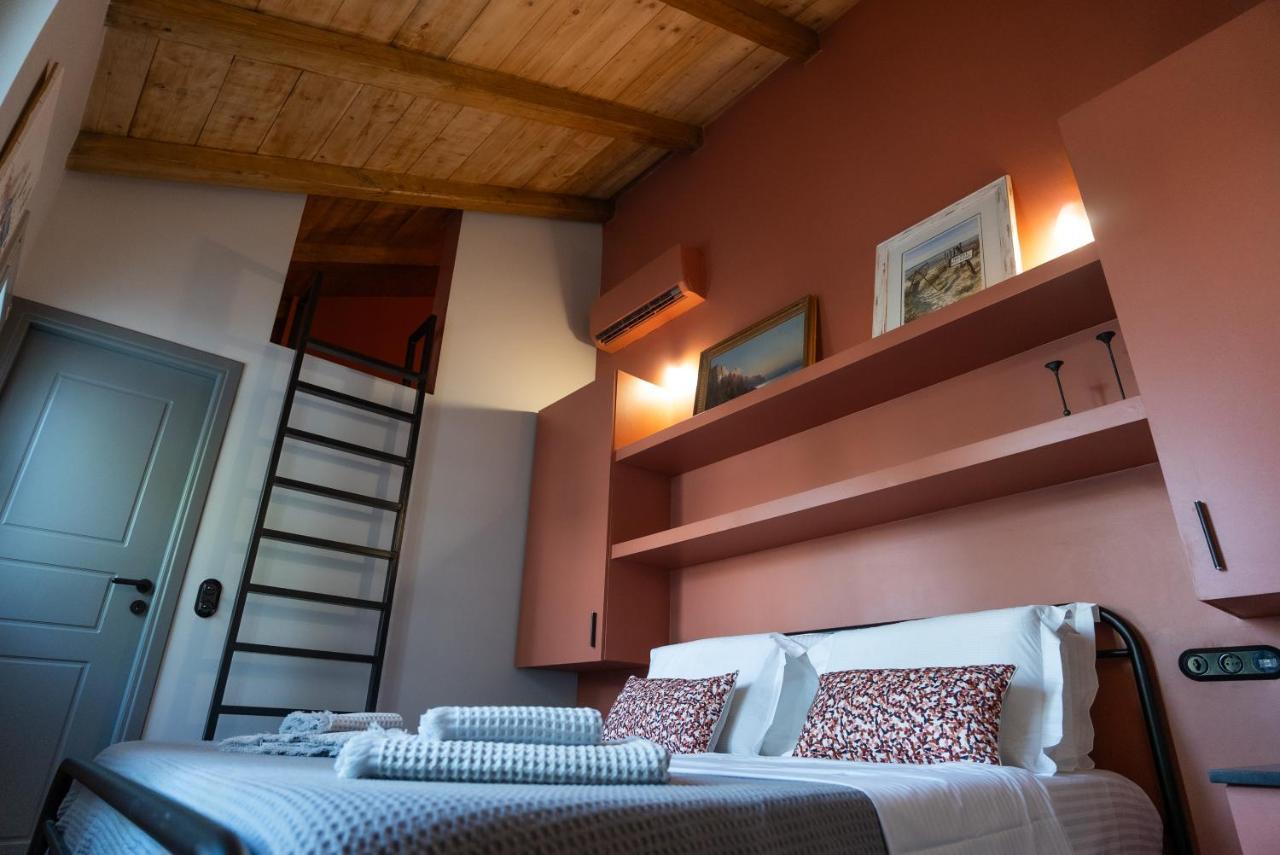 Villa Hermes In Anafiotika Athens ! Екстериор снимка